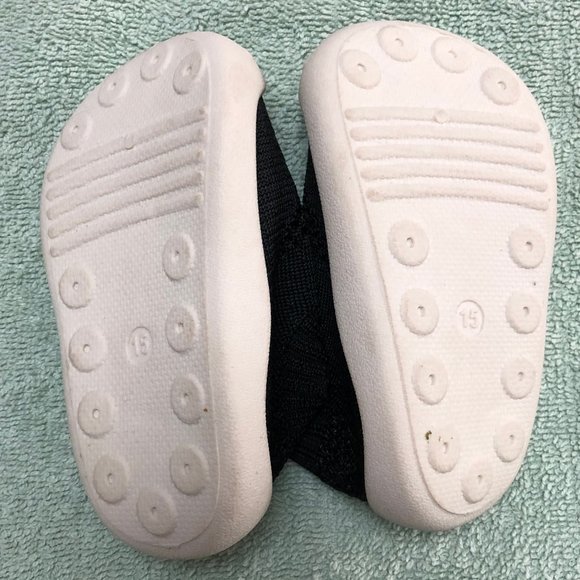 POMPONS shoes, Non-slip, Slip on, Toddler Size "15," black/white NWOT - Picture 5 of 6